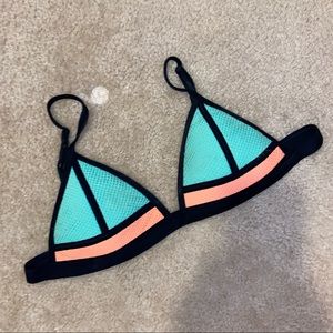 Triangl bikini top - small